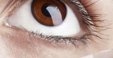 隐形眼镜的取出来怎么办，隐形眼镜取不出来怎么办